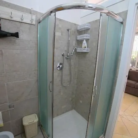 Casa Gardenia 2 Km Da Apartman *